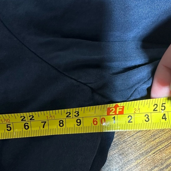 Kut from the Kloth Alina Pleated Bomber Jacket with pockets Large NWT - Picture 10 of 11